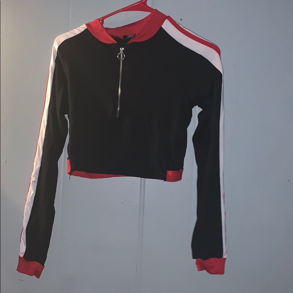 Tops - Picture 5 of 7